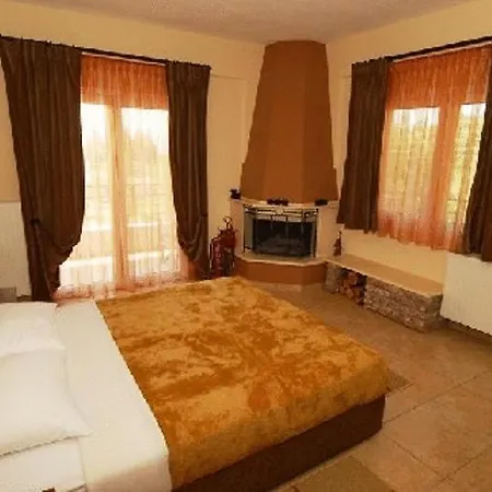 Kyveli Hotel Kariofiton